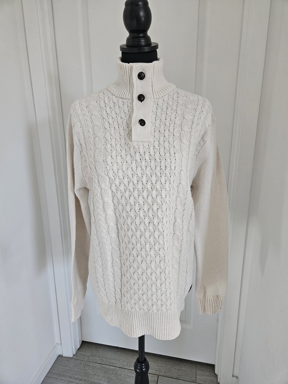 Buffalo David Bitton off white long sleeves turtle neck sweater unisex size S/P